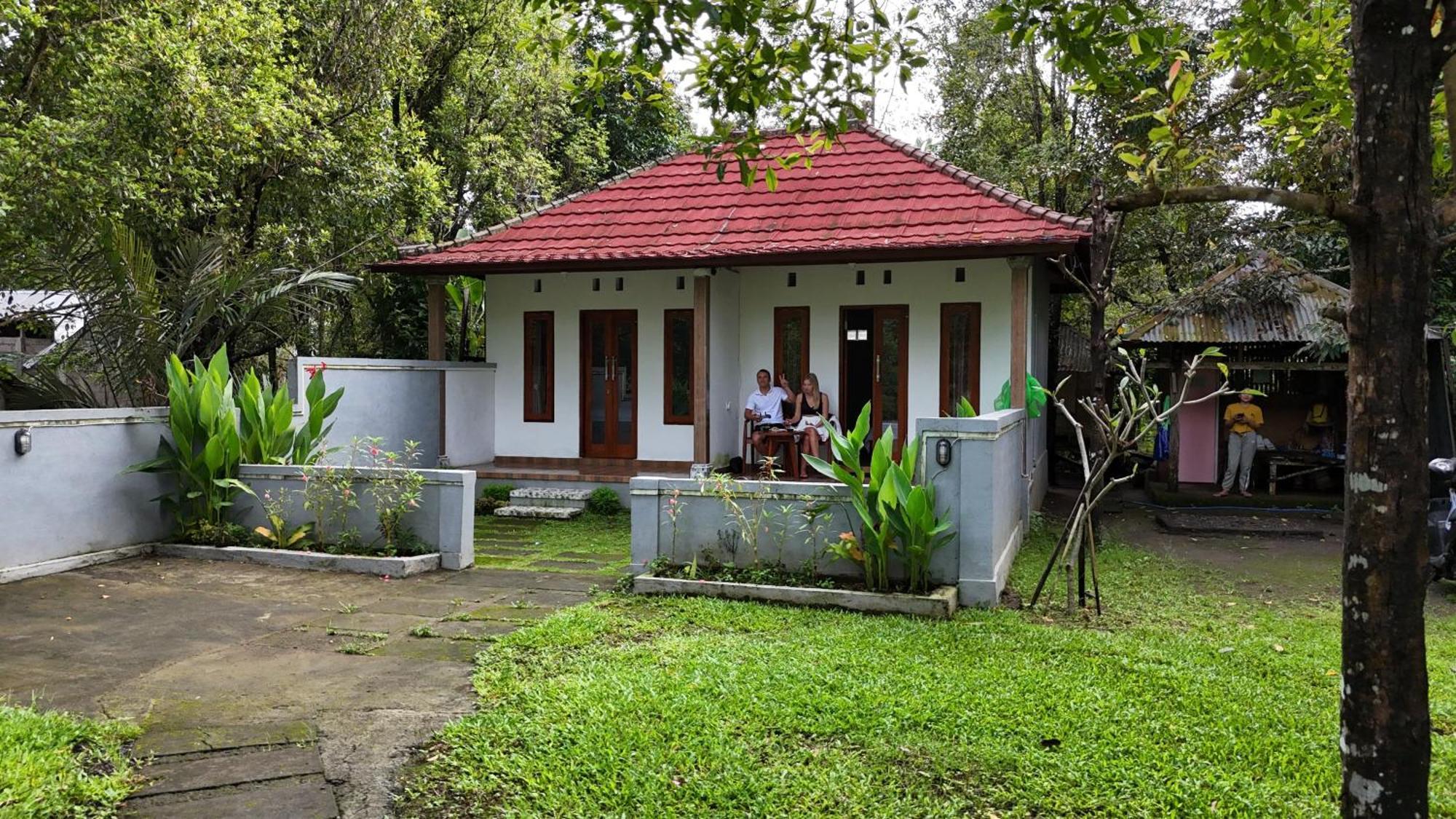 Jepun Homestay Lemukih سينغاراجا المظهر الخارجي الصورة